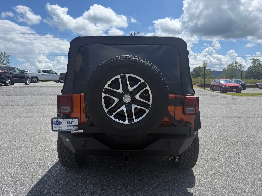 2011 Jeep Wrangler Unlimited Image 6