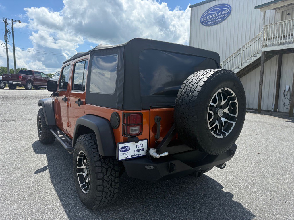 2011 Jeep Wrangler Unlimited Image 7