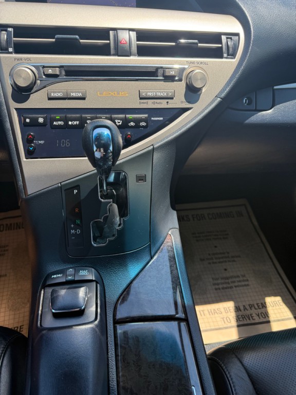 2013 Lexus RX Image 16