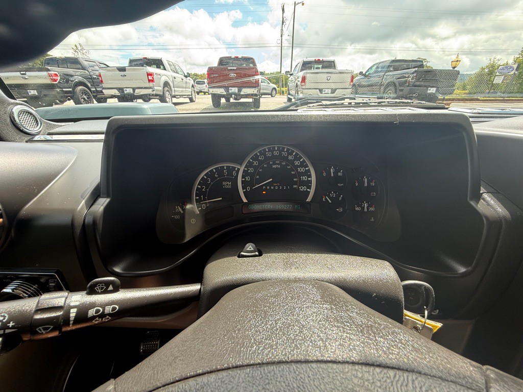 2006 HUMMER H2 Image 12