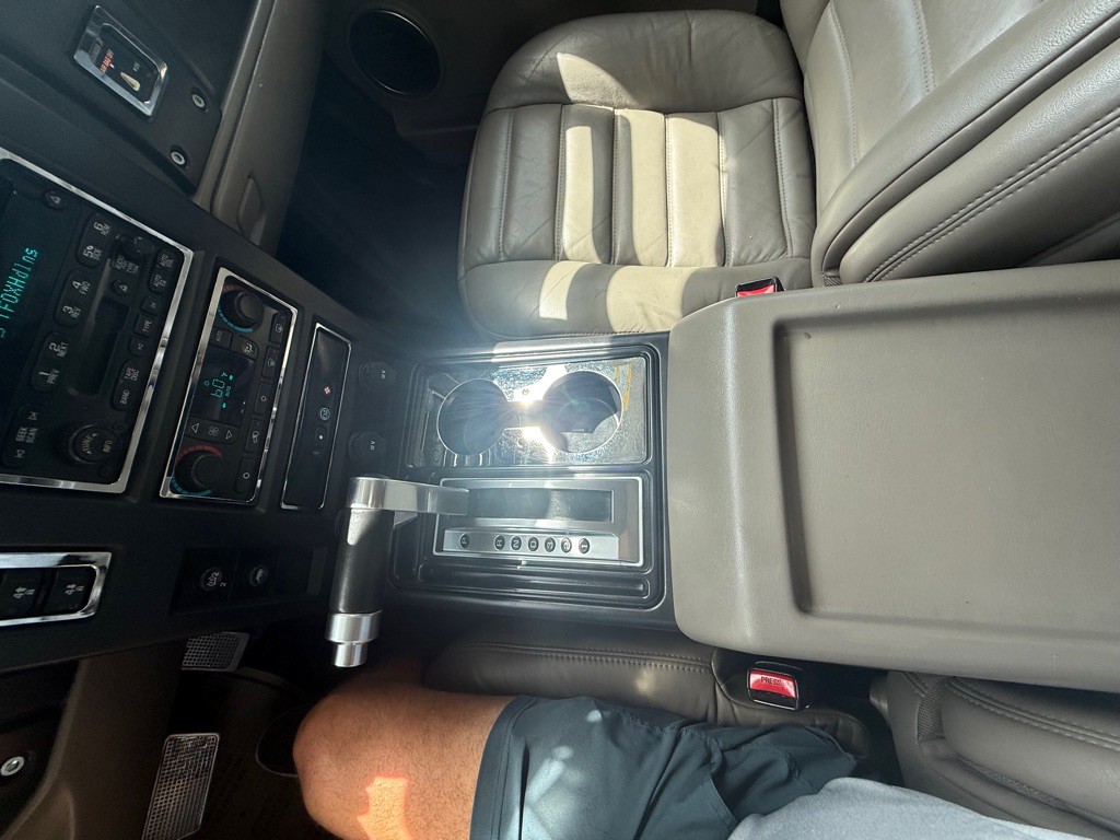 2006 HUMMER H2 Image 16