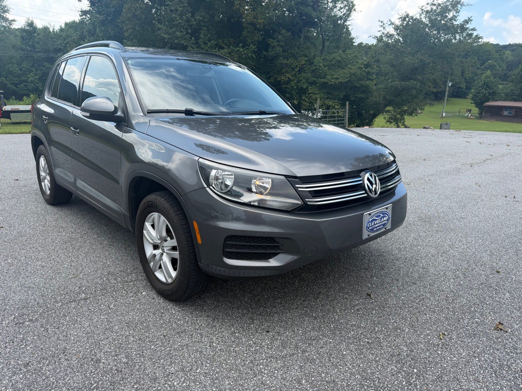 2016 Volkswagen Tiguan Image 1