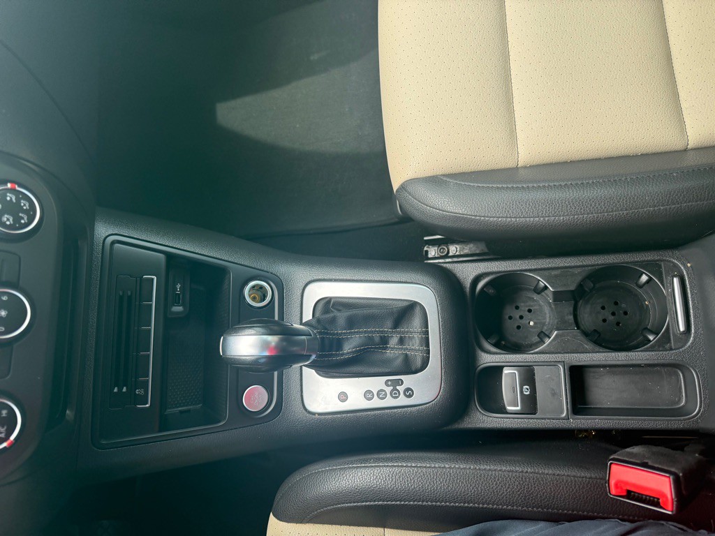 2016 Volkswagen Tiguan Image 17