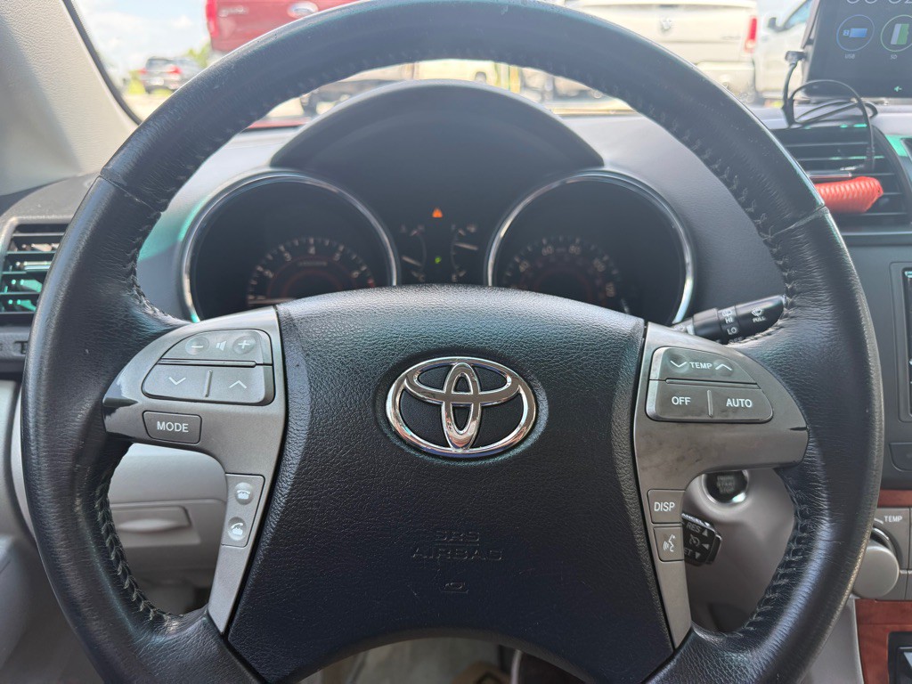 2008 Toyota Highlander Image 12