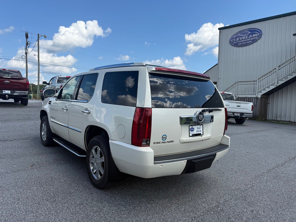 2007 Cadillac Escalade Image 6