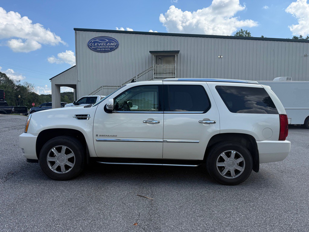 2007 Cadillac Escalade Image 7