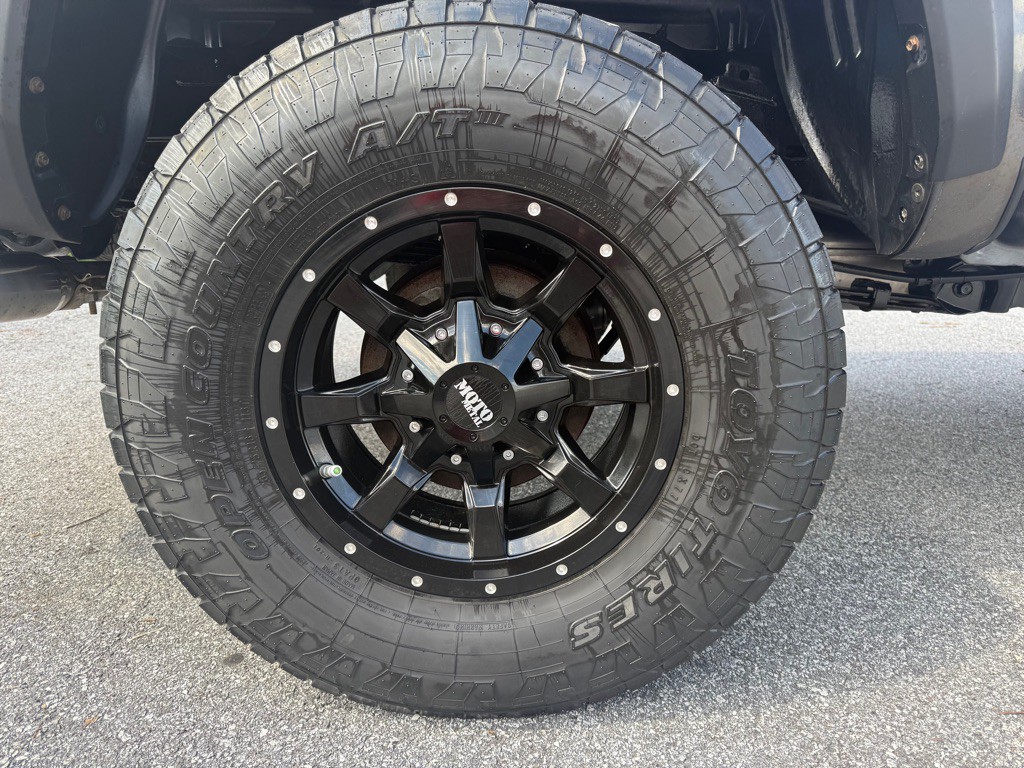 2016 Toyota Tacoma Image 6