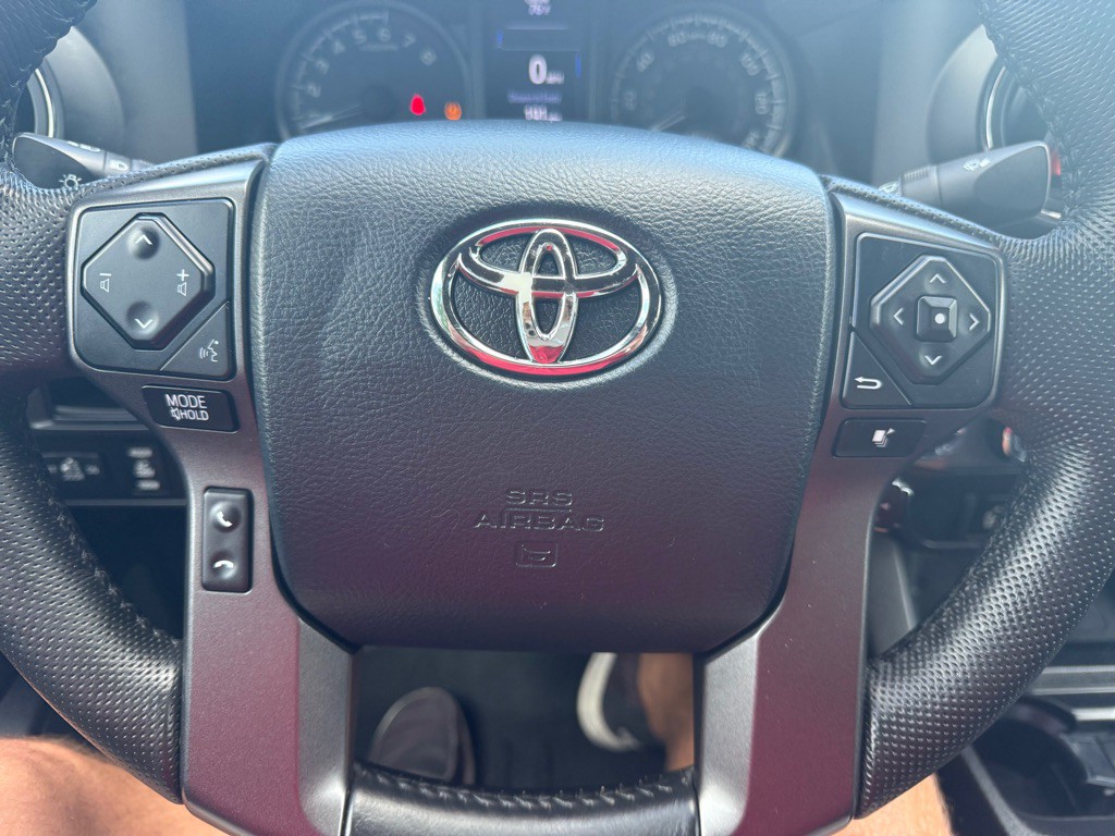 2016 Toyota Tacoma Image 20