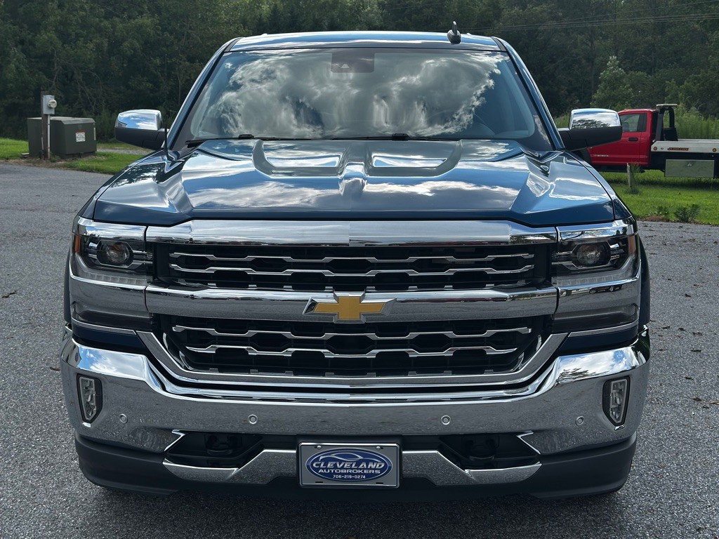 2018 Chevrolet Silverado 1500 Image 2
