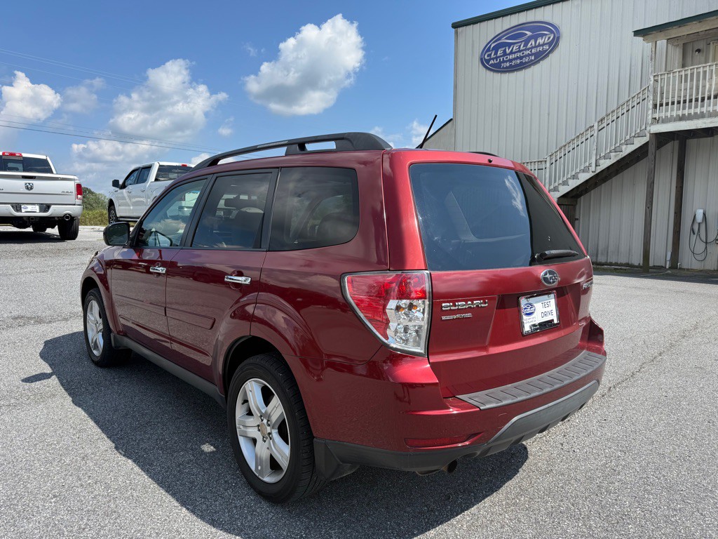 2010 Subaru Forester Image 5