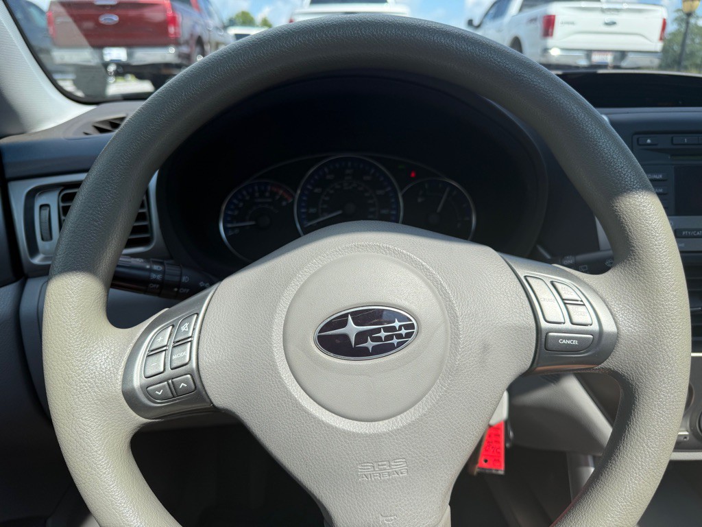 2010 Subaru Forester Image 12