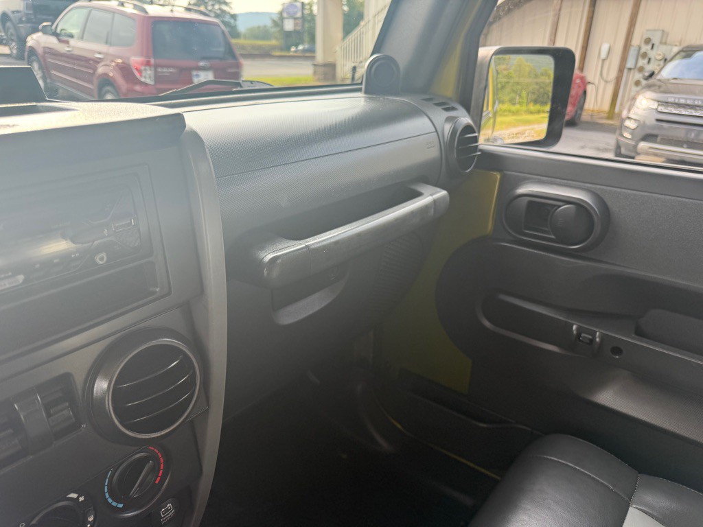 2008 Jeep Wrangler Image 12