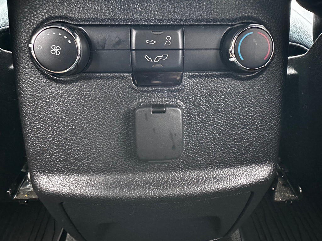 2017 Ford Explorer Image 19