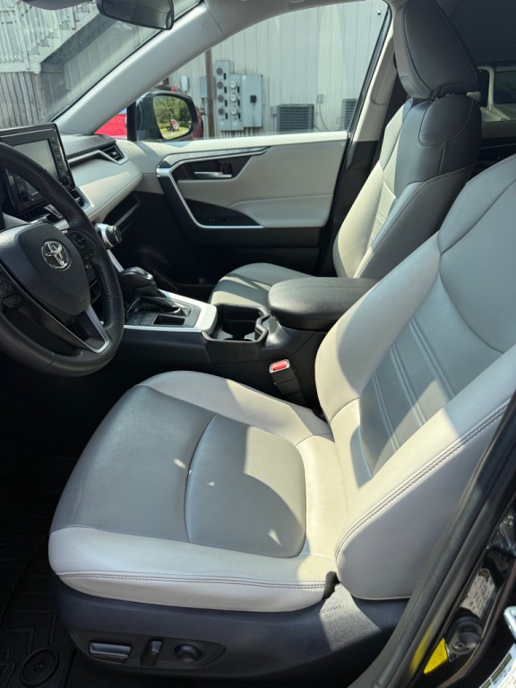 2021 Toyota Rav4 Image 11