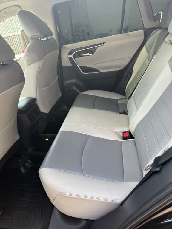 2021 Toyota Rav4 Image 12