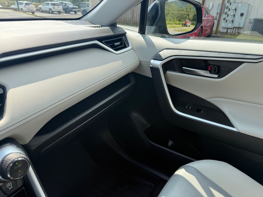 2021 Toyota Rav4 Image 19