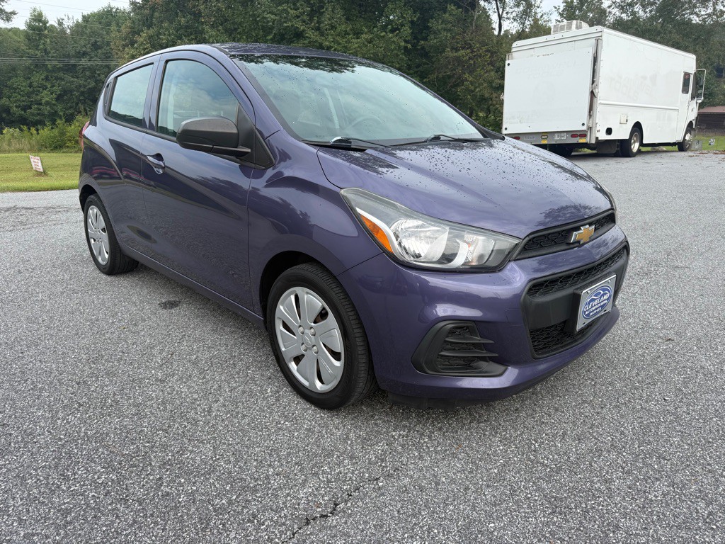 2016 Chevrolet Spark Image 2