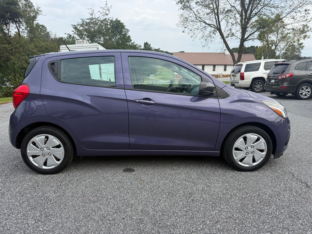 2016 Chevrolet Spark Image 3