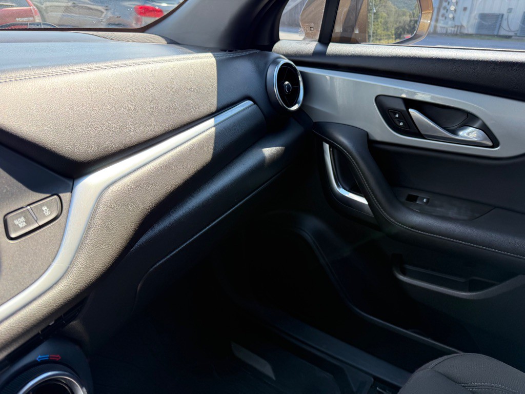 2019 Chevrolet Blazer Image 17