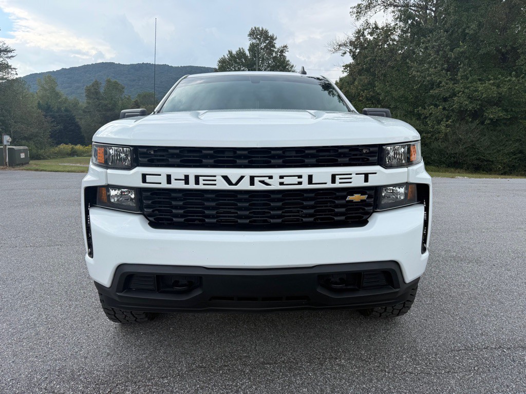 2021 Chevrolet Silverado 1500 Image 2