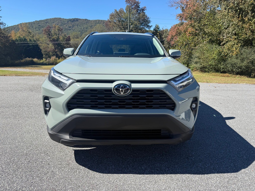 2022 Toyota Rav4 Image 3