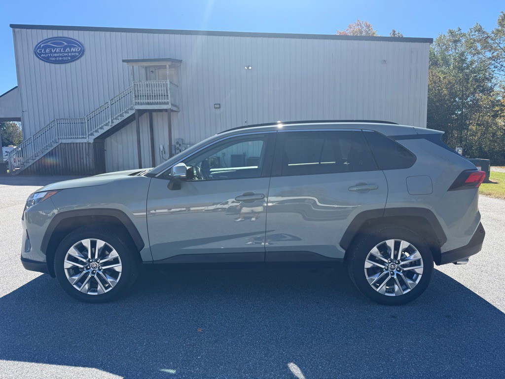 2022 Toyota Rav4 Image 8