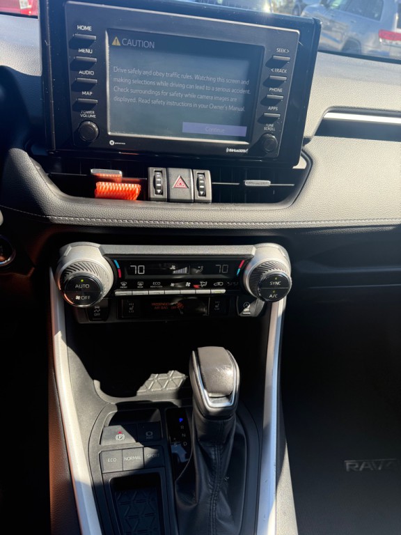 2022 Toyota Rav4 Image 16