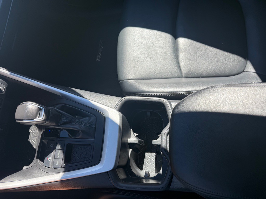 2022 Toyota Rav4 Image 18
