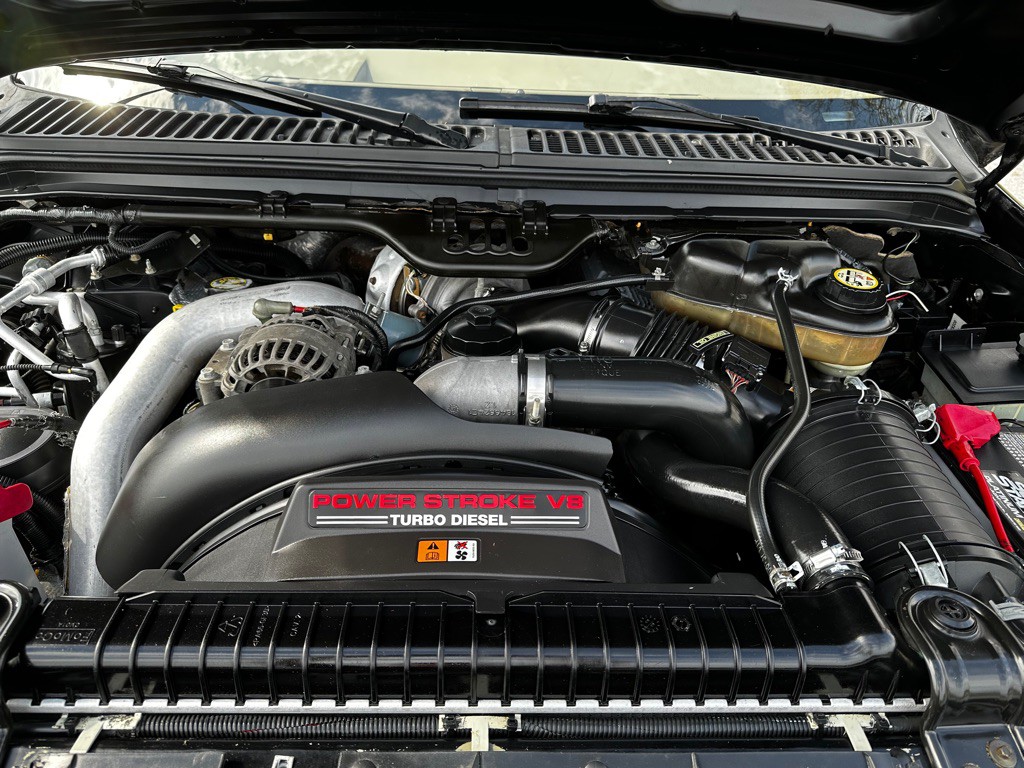 2005 Ford Excursion Image 10