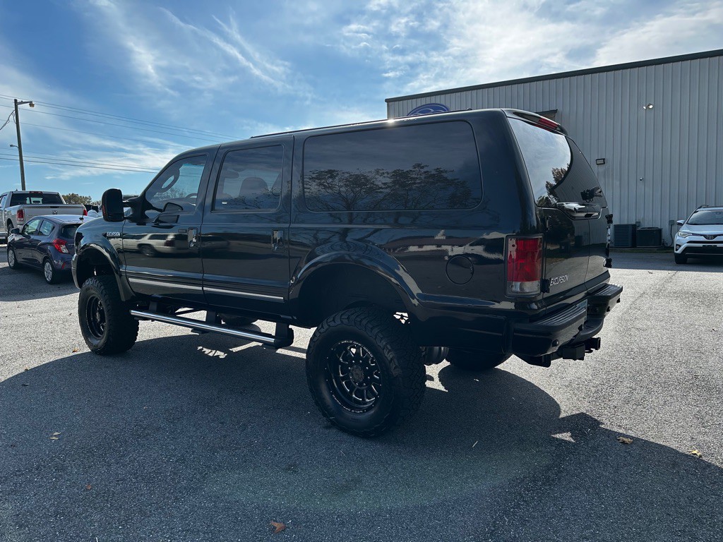 2005 Ford Excursion Image 5