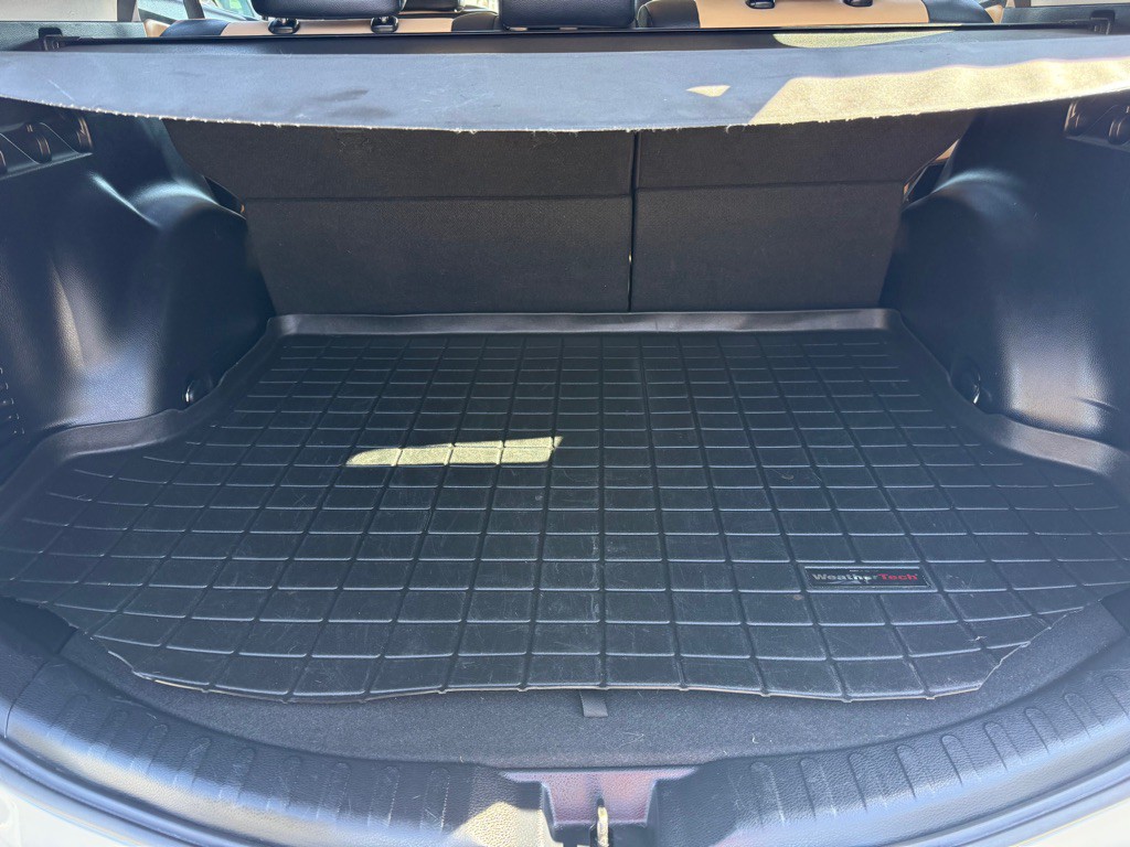 2018 Toyota Rav4 Image 9