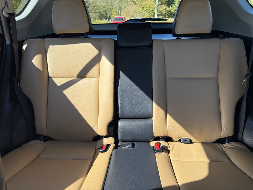 2018 Toyota Rav4 Image 18