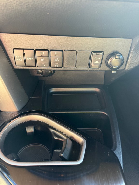 2018 Toyota Rav4 Image 20