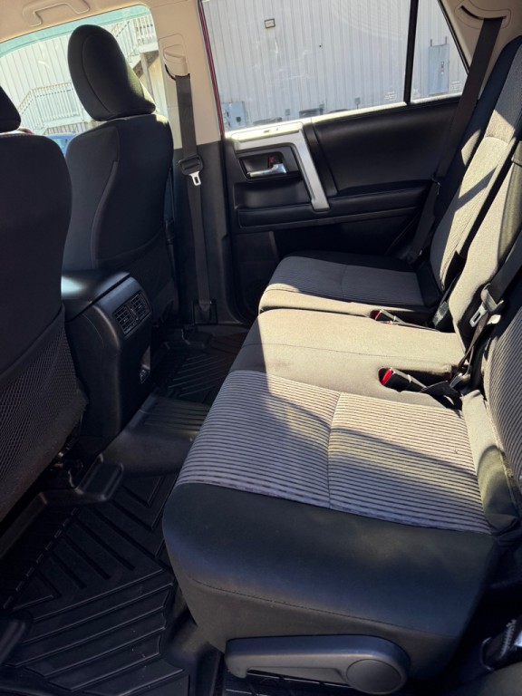 2022 Toyota 4Runner Image 12