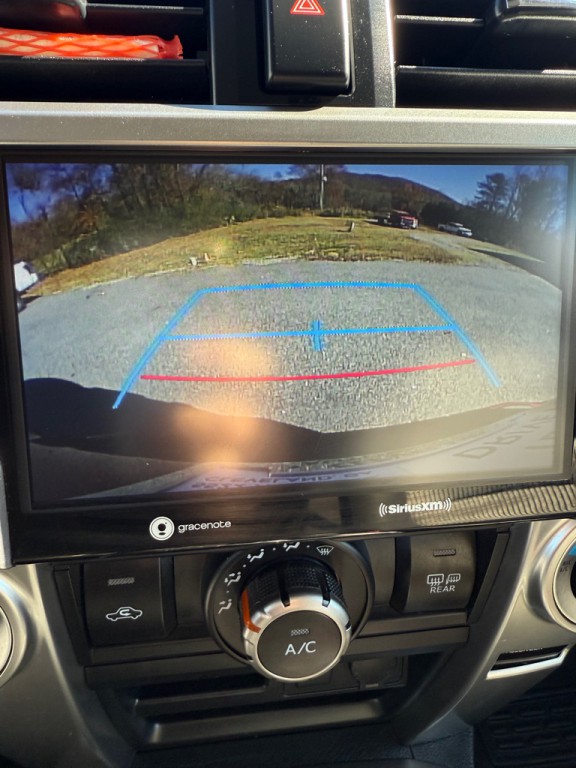 2022 Toyota 4Runner Image 19