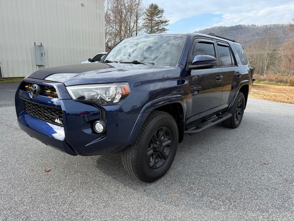 2017 Toyota 4Runner Image 1