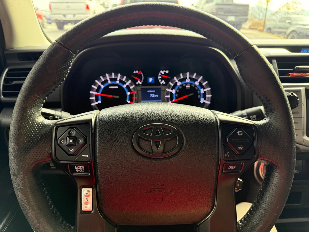 2017 Toyota 4Runner Image 13