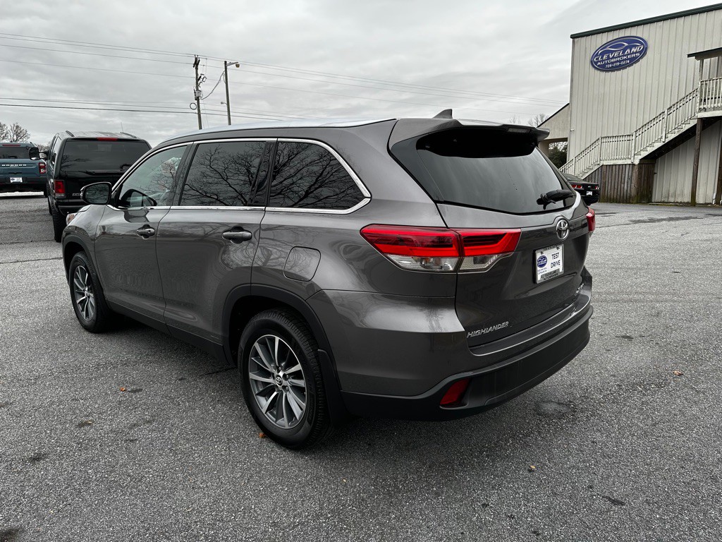 2019 Toyota Highlander Image 5