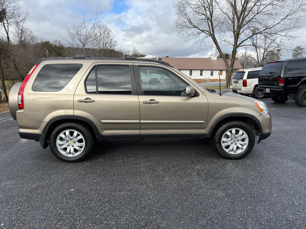 2005 Honda CR-V Image 4