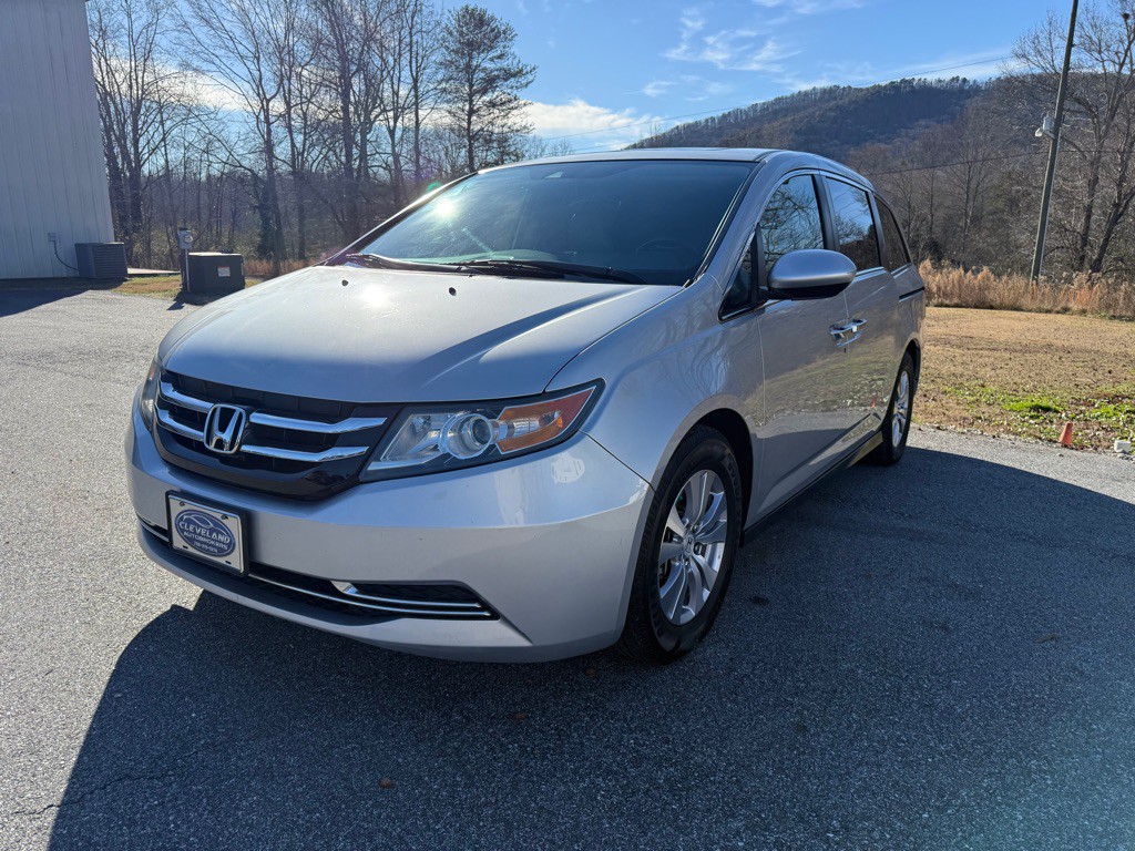 2015 Honda Odyssey Image 3