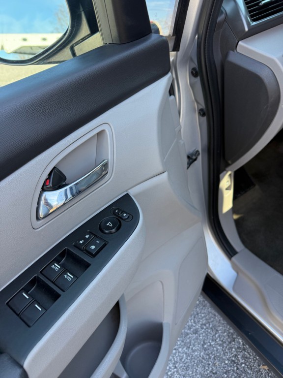 2015 Honda Odyssey Image 9