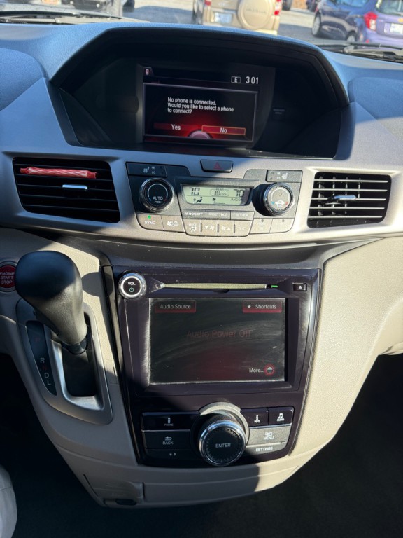 2015 Honda Odyssey Image 14