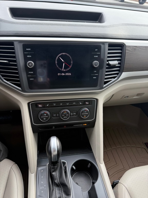 2021 Volkswagen Atlas Image 17
