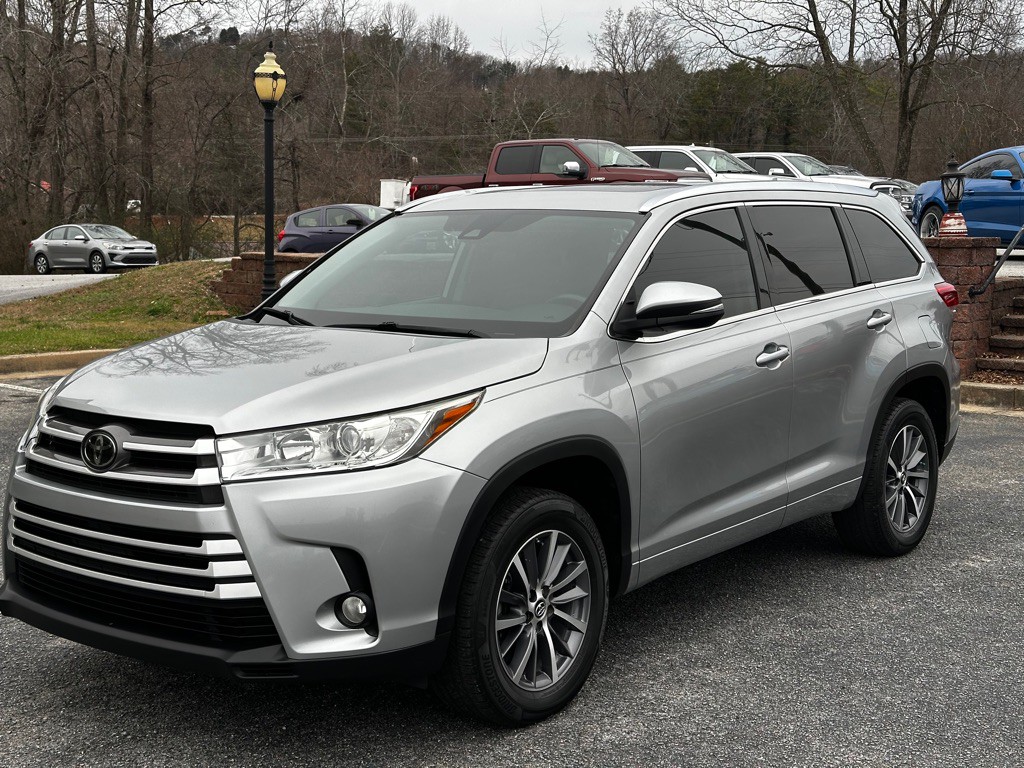 2018 Toyota Highlander Image 7
