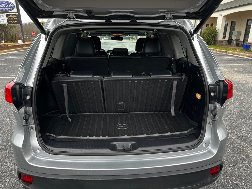 2018 Toyota Highlander Image 13