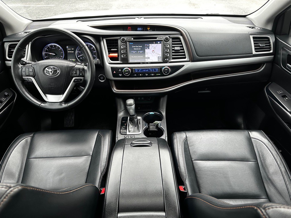 2018 Toyota Highlander Image 16