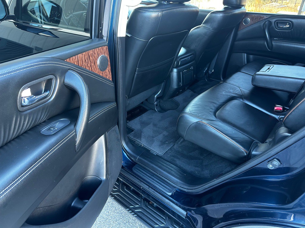 2020 Nissan Armada Image 9