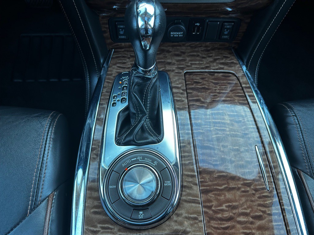 2020 Nissan Armada Image 17