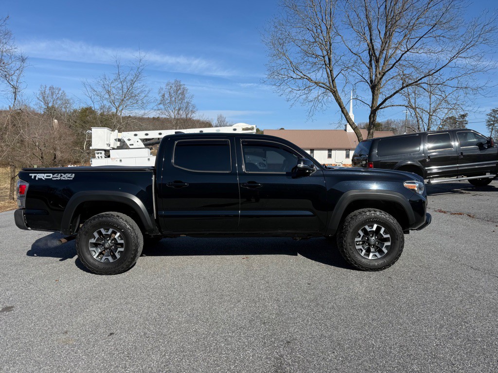 2021 Toyota Tacoma Image 4