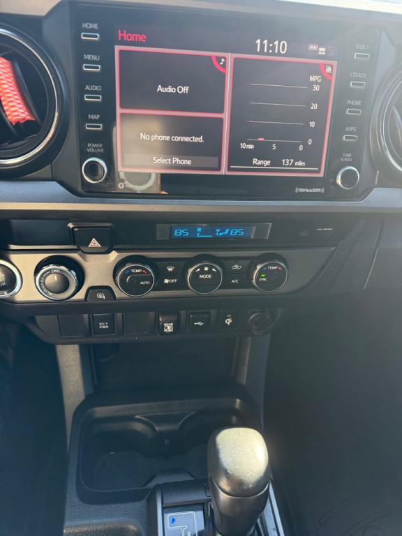 2021 Toyota Tacoma Image 16